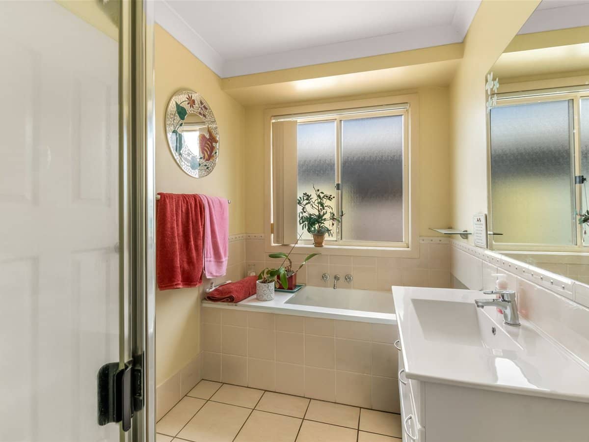 38 Tone Drive, COLLINGWOOD PARK - Thumbnail 9