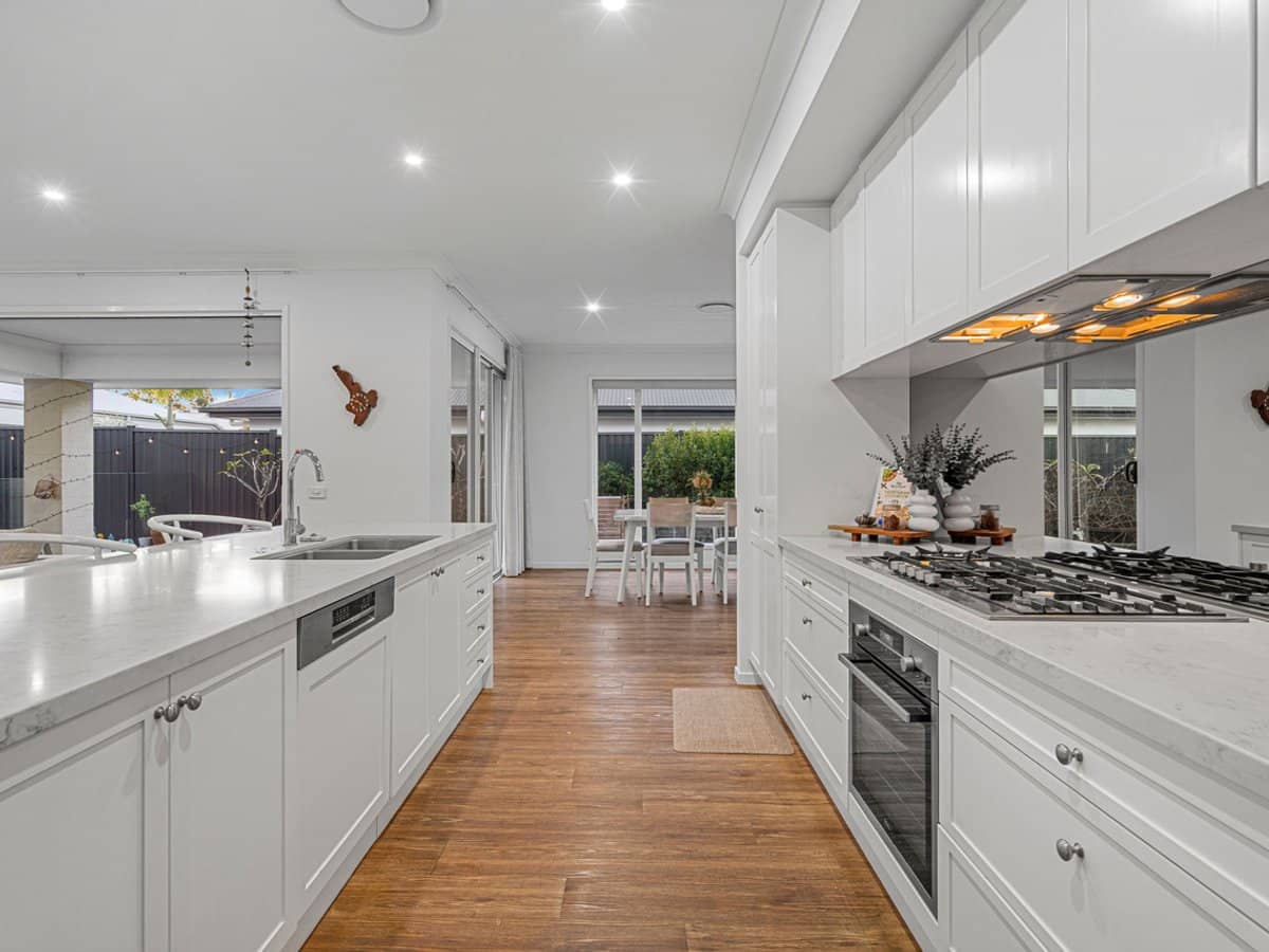 20 Bellthorpe Road, ORMEAU - Thumbnail 2