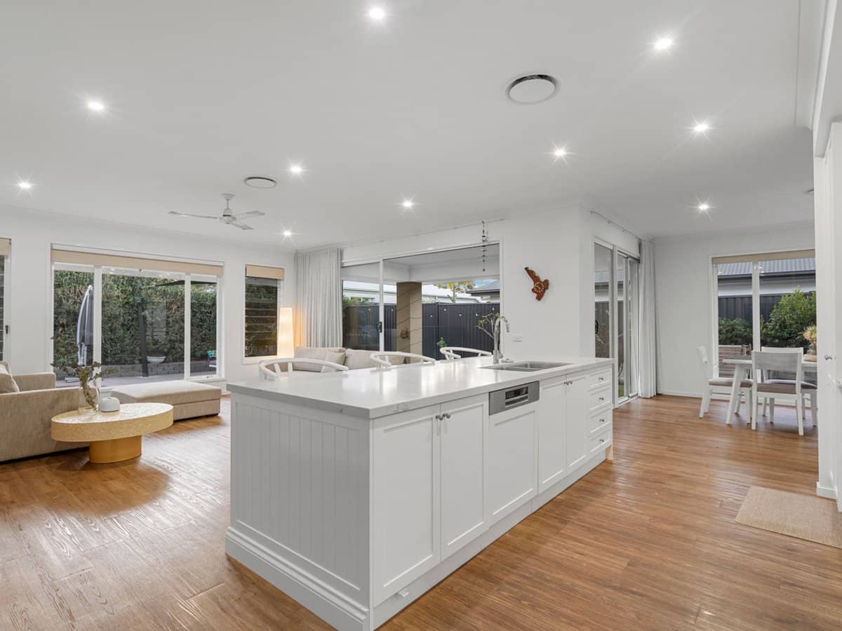 20 Bellthorpe Road, ORMEAU - Thumbnail 4