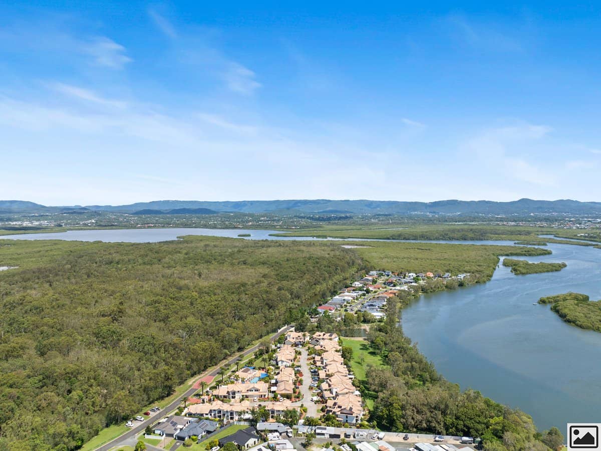 25/43 Myola Court, COOMBABAH - Thumbnail 34