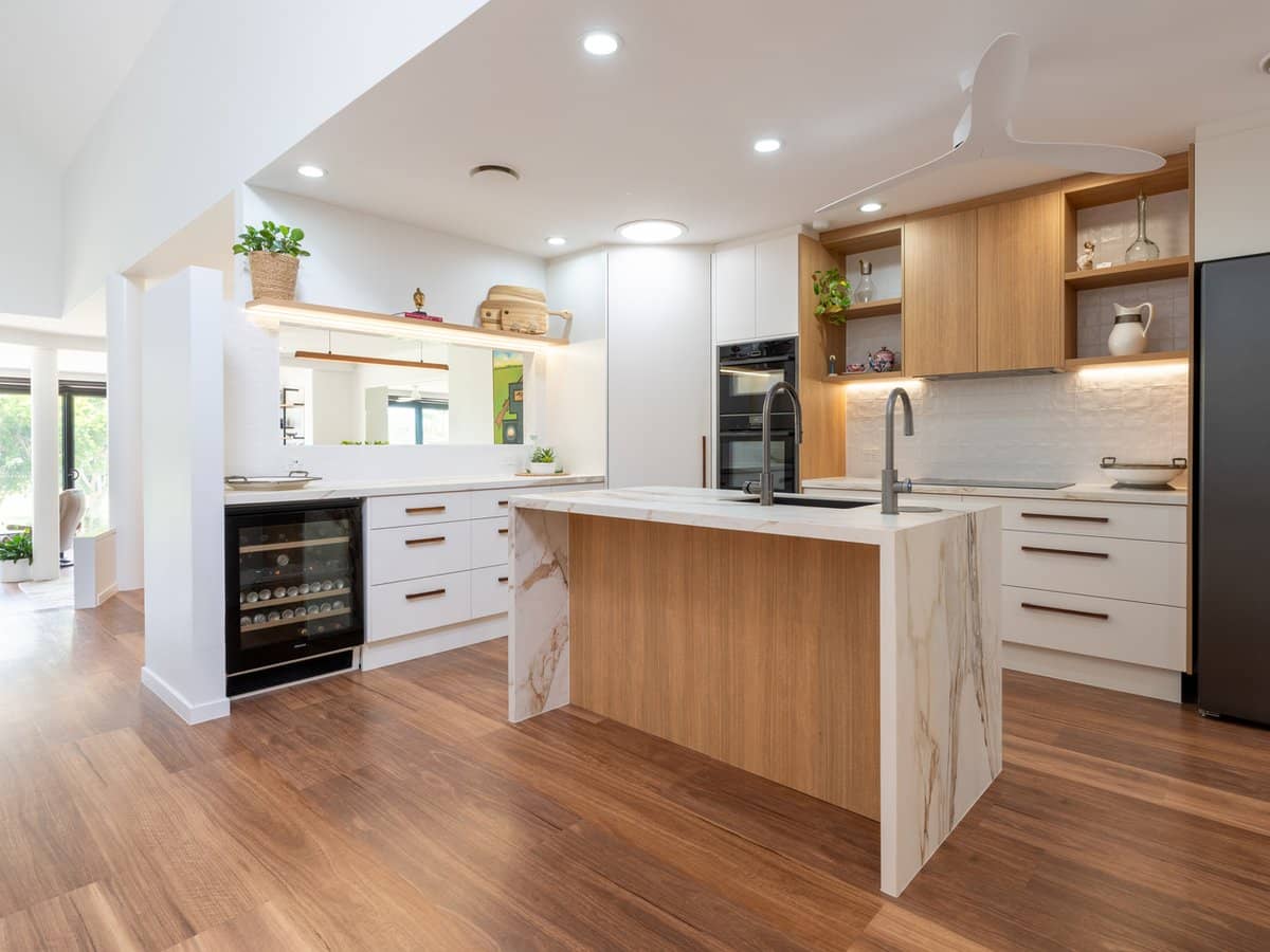 5413 Merion Terrace, SANCTUARY COVE - Thumbnail 1