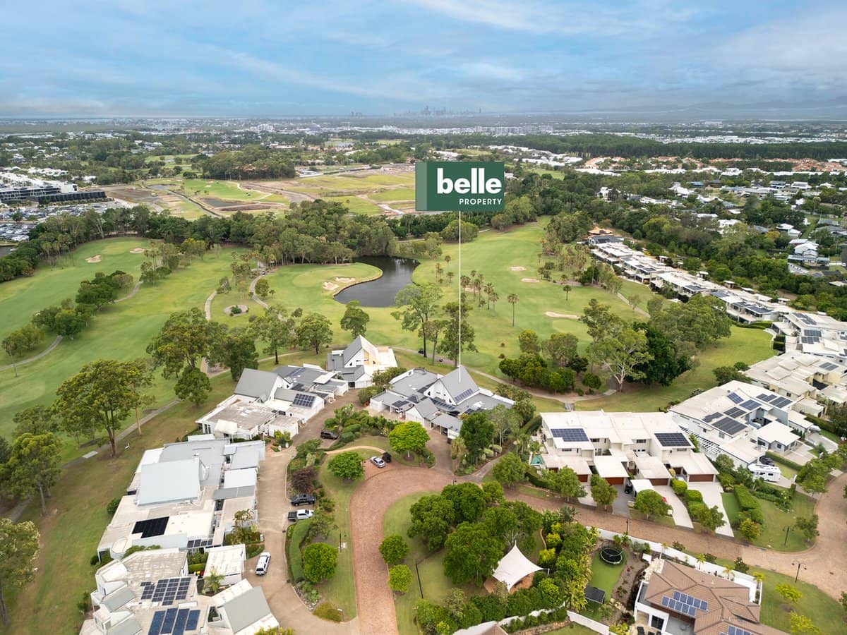 5413 Merion Terrace, SANCTUARY COVE - Thumbnail 5