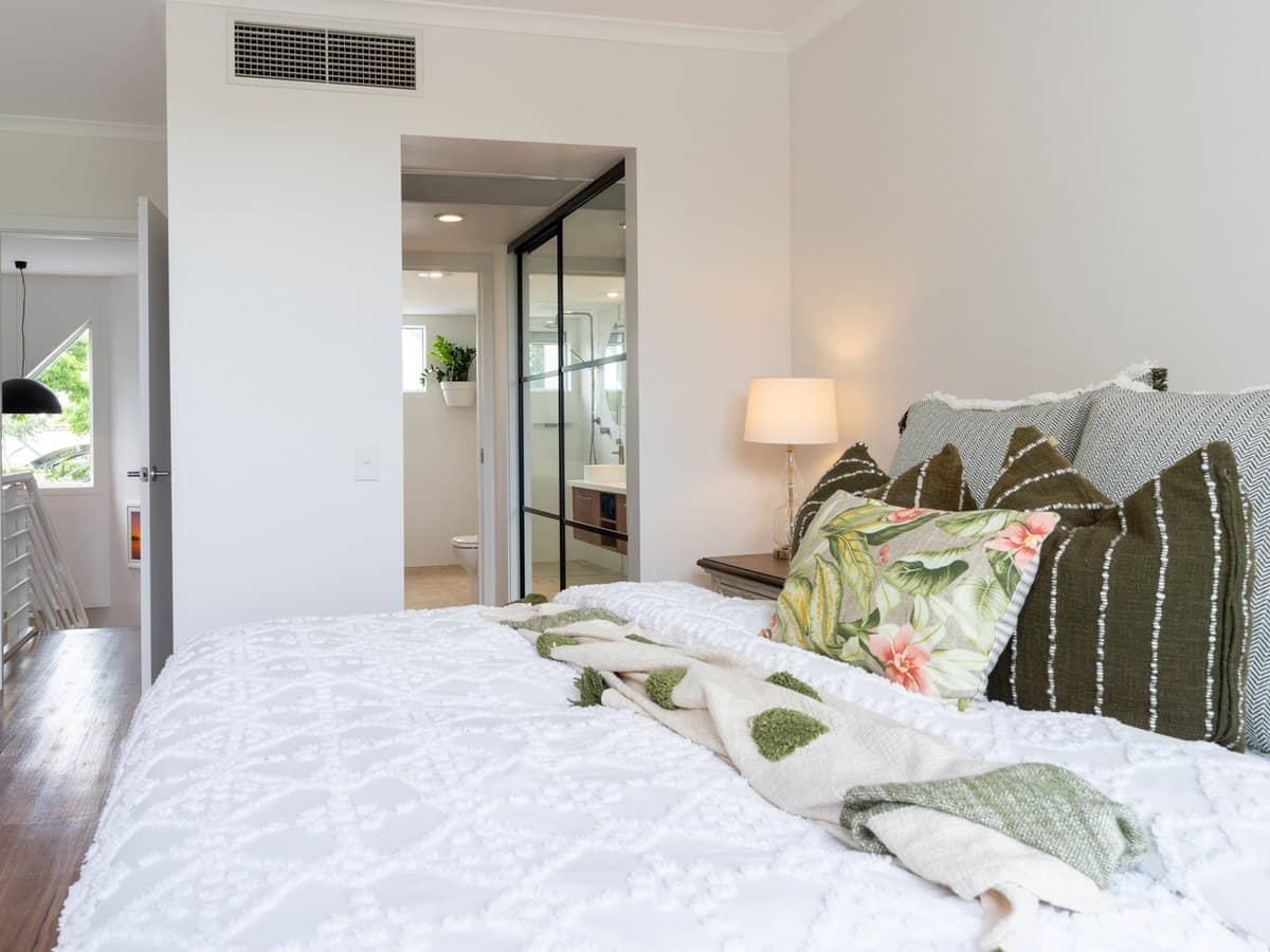 5413 Merion Terrace, SANCTUARY COVE - Thumbnail 25