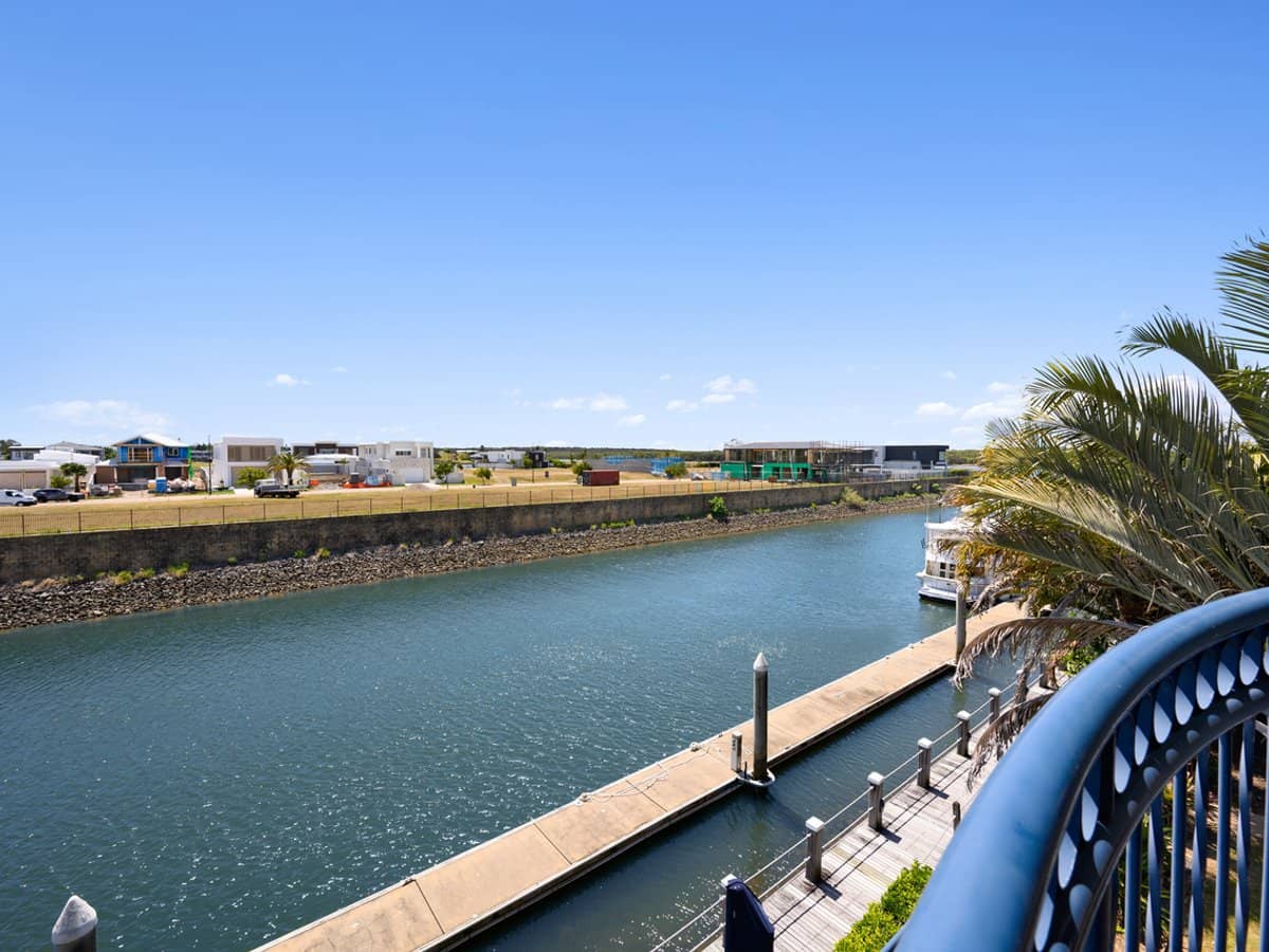 51 John Lund Drive, HOPE ISLAND - Thumbnail 2