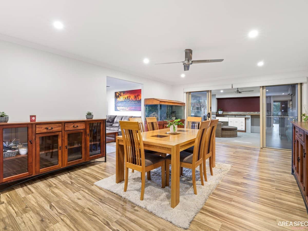 10 Ramsay Place, Upper Coomera - Thumbnail 6