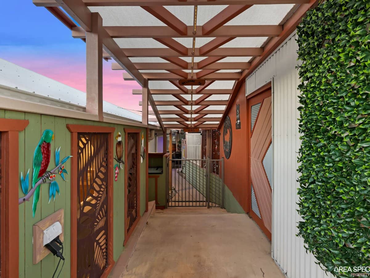 10 Ramsay Place, Upper Coomera - Thumbnail 23