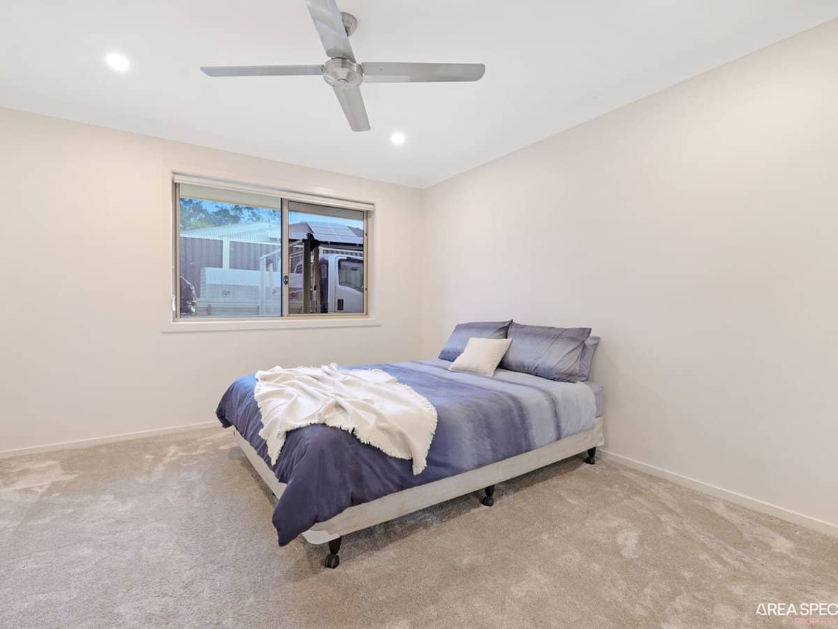 10 Ramsay Place, Upper Coomera - Thumbnail 14