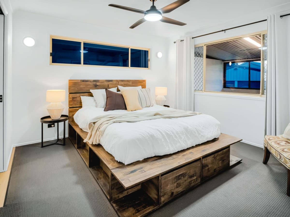 24 Crescent Avenue, HOPE ISLAND - Thumbnail 6