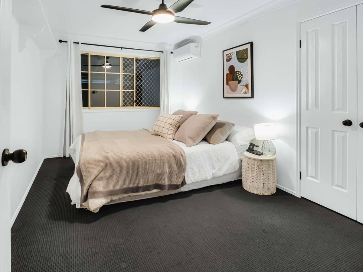 24 Crescent Avenue, HOPE ISLAND - Thumbnail 9