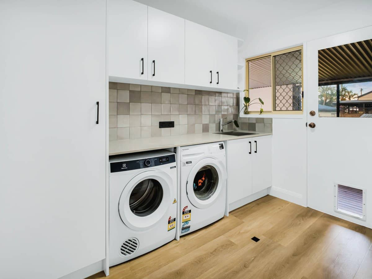 24 Crescent Avenue, HOPE ISLAND - Thumbnail 13