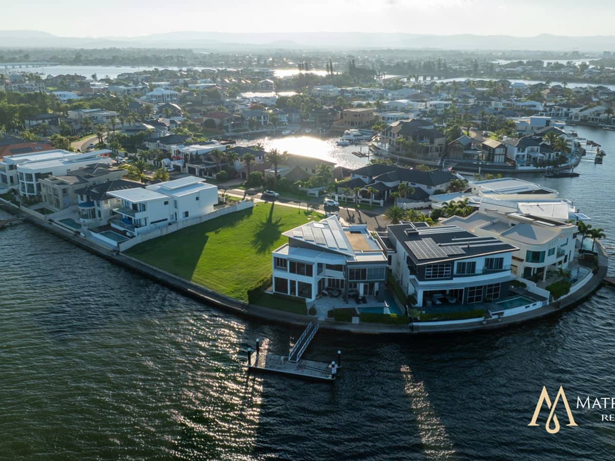 67 The Peninsula, PARADISE POINT - Thumbnail 9