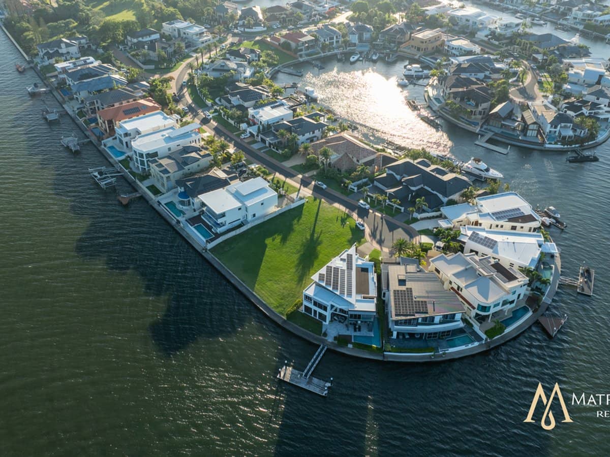 67 The Peninsula, PARADISE POINT - Thumbnail 10