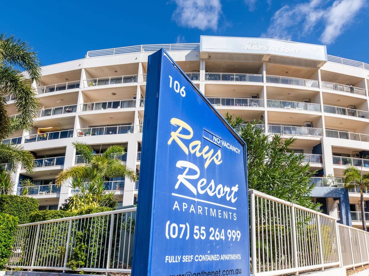 106-108 Marine Parade, SOUTHPORT - Thumbnail 1