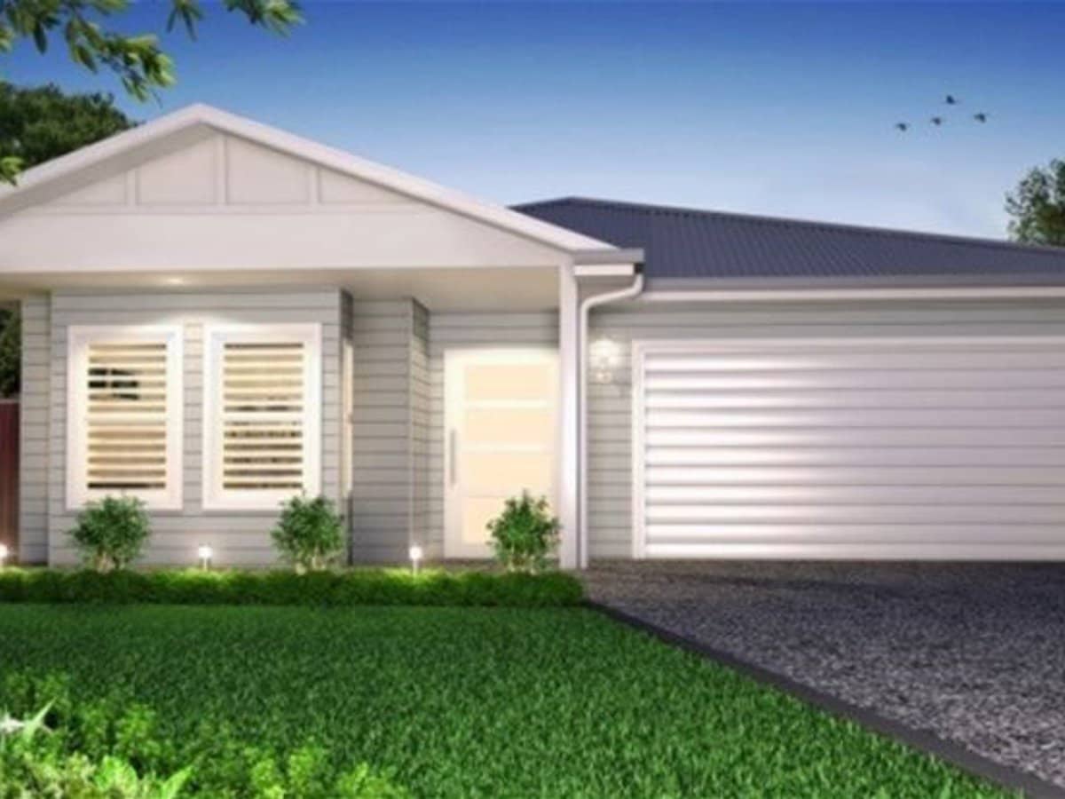 55 New Road, CABOOLTURE - Thumbnail 1