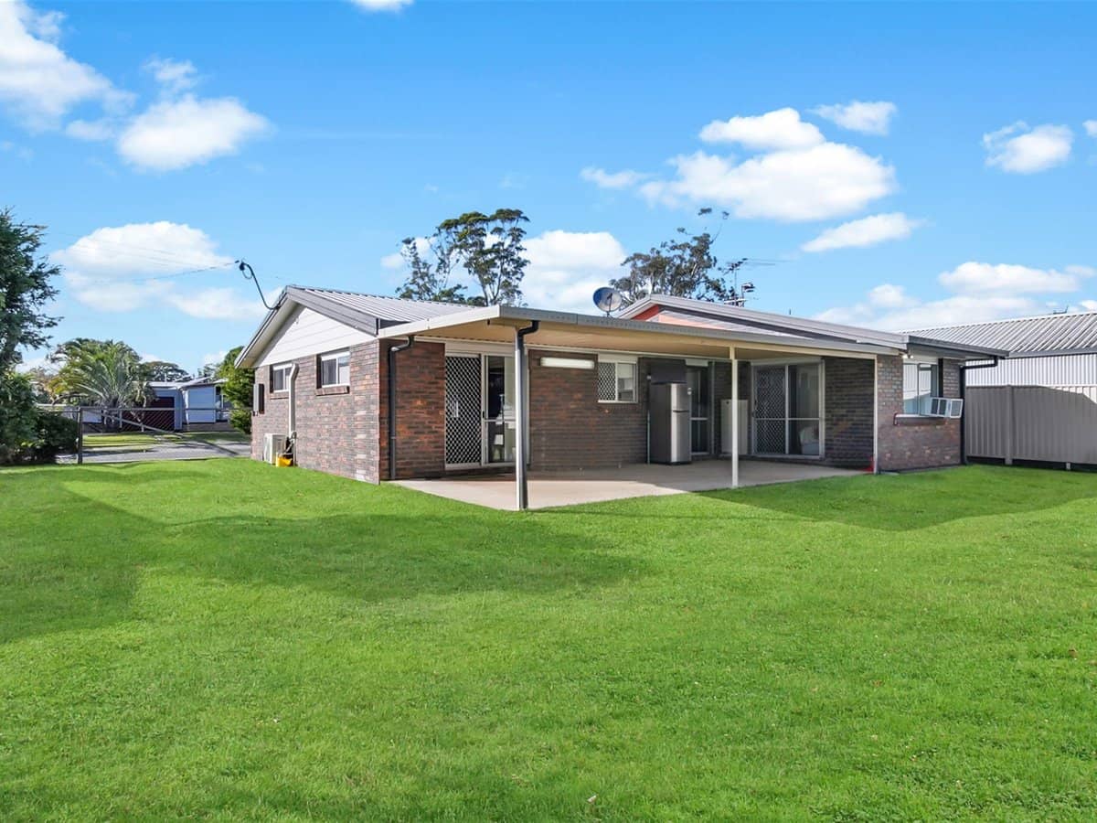 58 Springfield Drive, BURPENGARY - Thumbnail 2