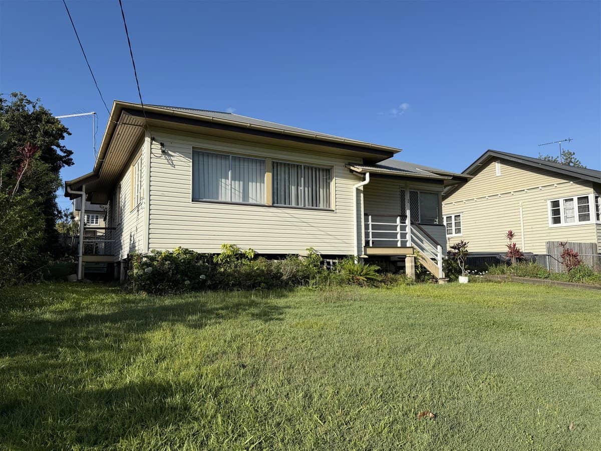 26 Hatton Street, SALISBURY - Thumbnail 1