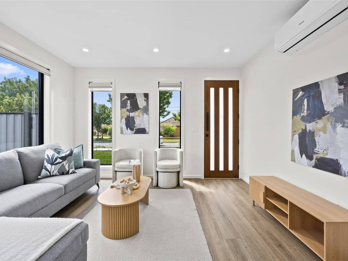 5 Plane Street, THOMASTOWN - Thumbnail 2