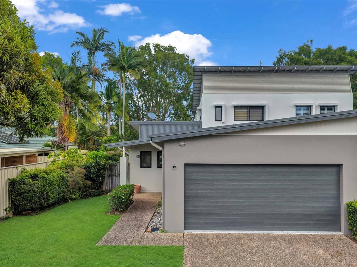 1 Lakehead Drive, SIPPY DOWNS - Thumbnail 1