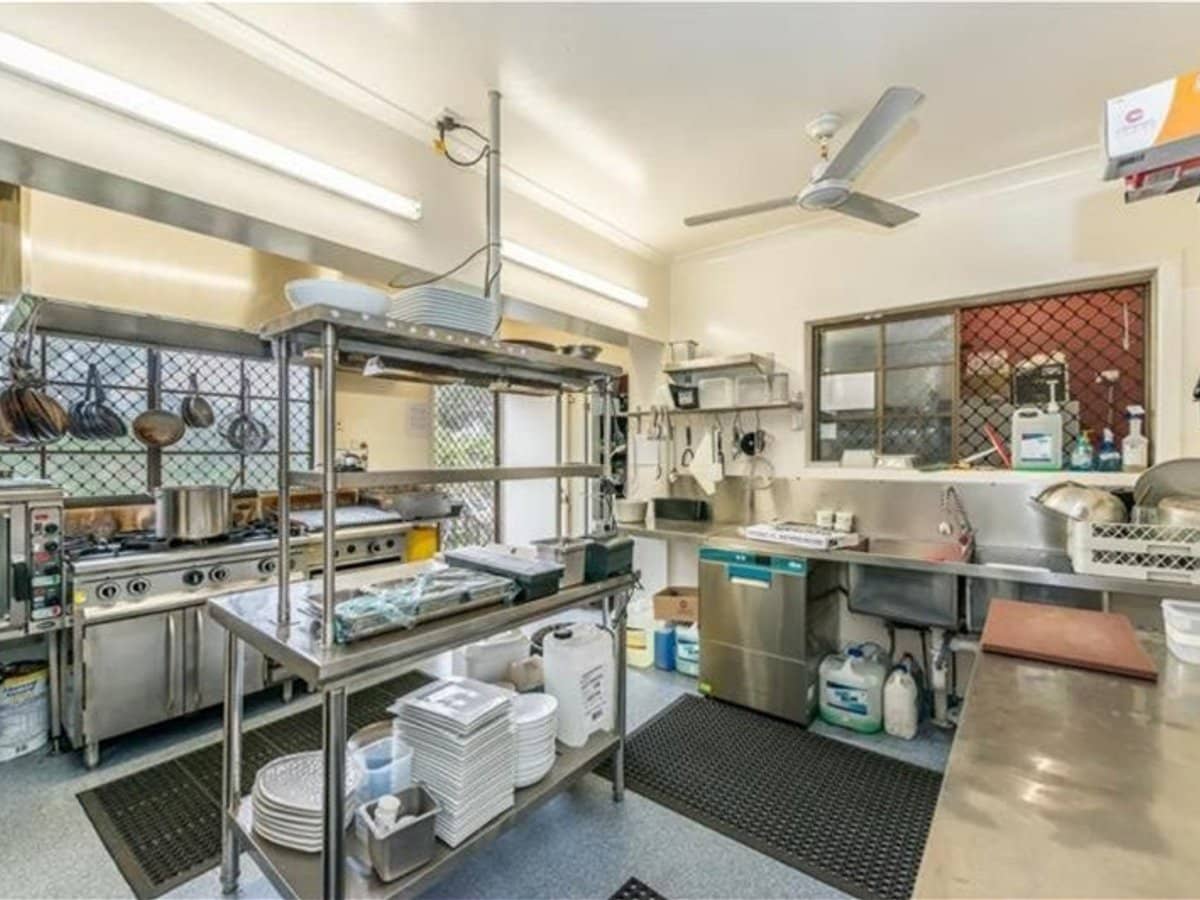 106 Long Road, TAMBORINE MOUNTAIN - Thumbnail 2