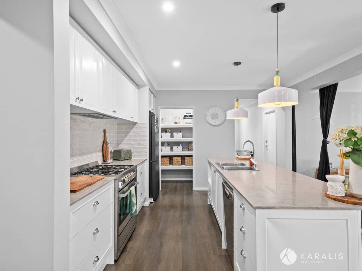 17 Windsor Avenue, YARRABILBA - Thumbnail 10