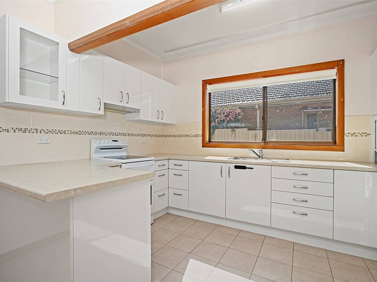 30 Trebartha Street, BASS HILL - Thumbnail 2