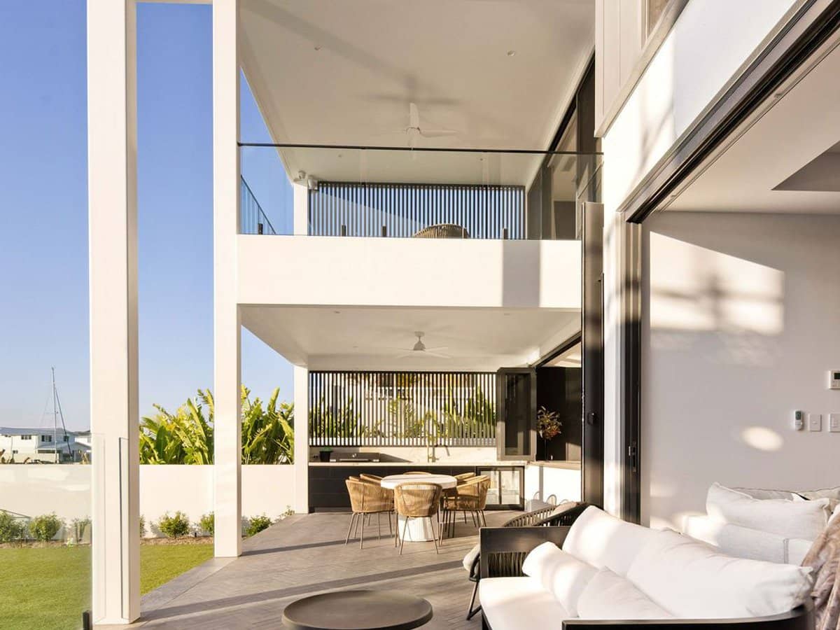 125 Paradise Parade, Jacobs Well - Thumbnail 15