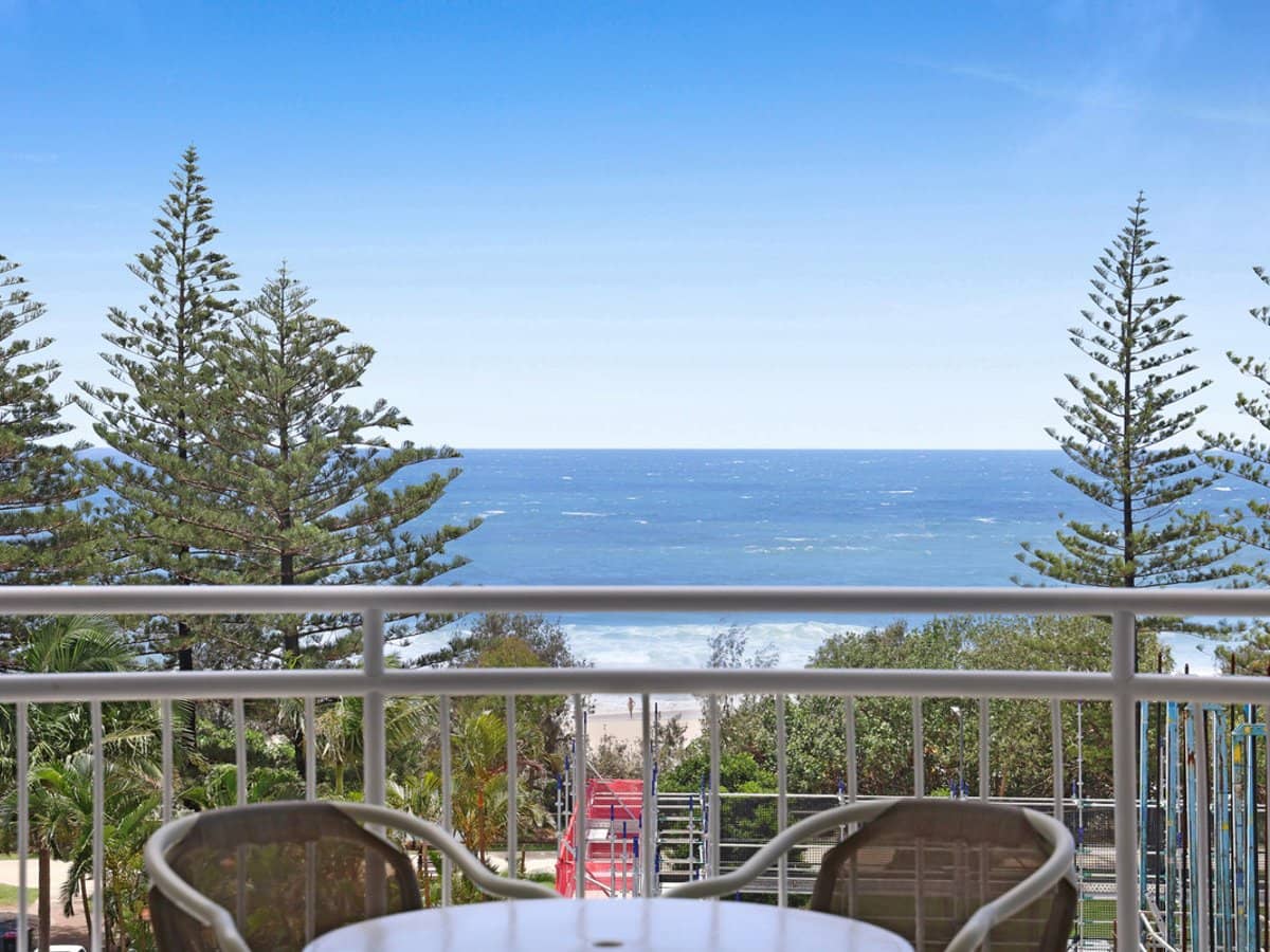 3 Second Avenue, Burleigh Heads - Thumbnail 3