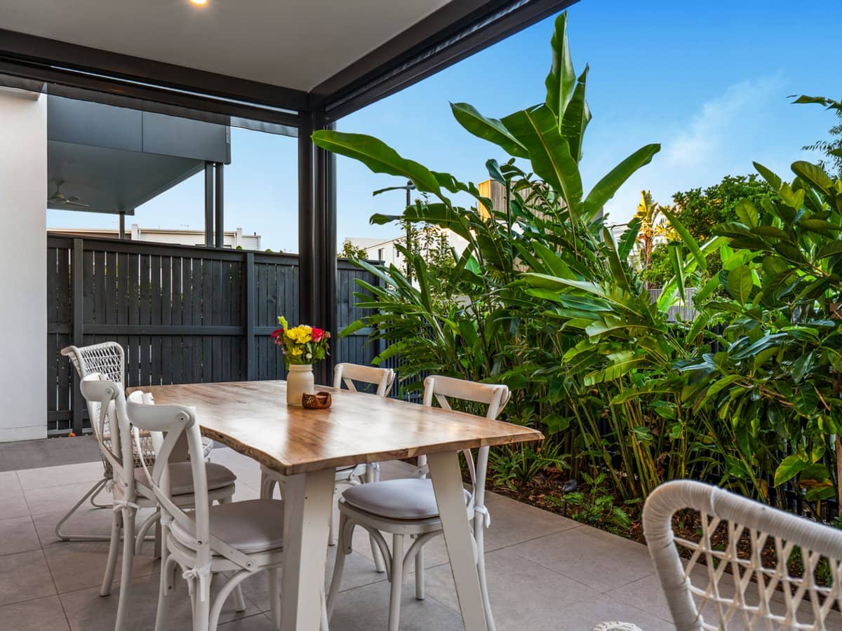 48 Delta Circuit, Hope Island - Thumbnail 3