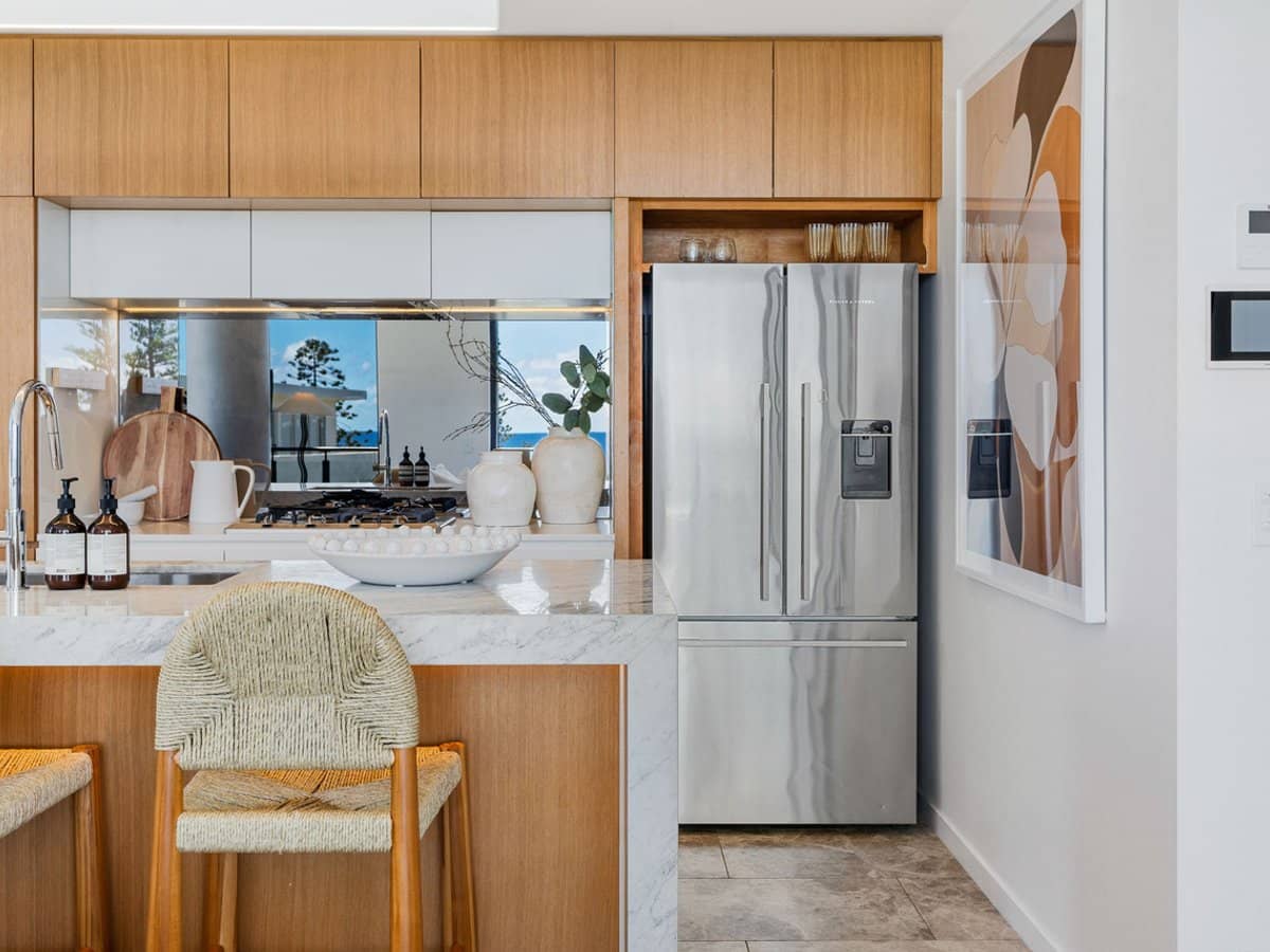 4-6 Alexandra Avenue, Broadbeach - Thumbnail 3