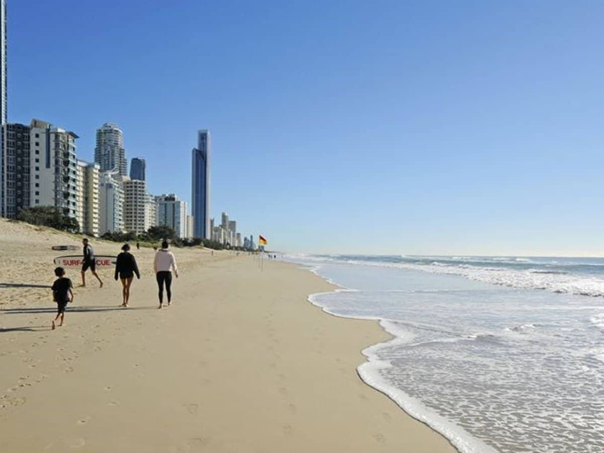 10 First Avenue, BROADBEACH - Thumbnail 9