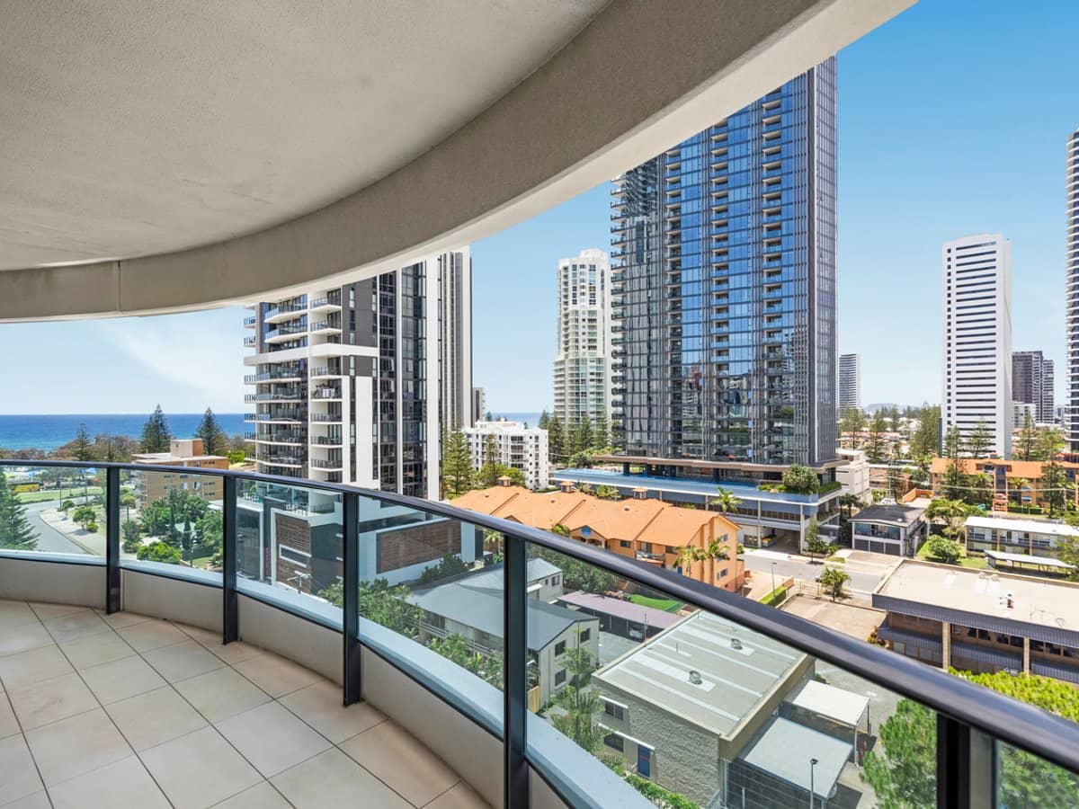 20809/21 Elizabeth Avenue, BROADBEACH - Thumbnail 3