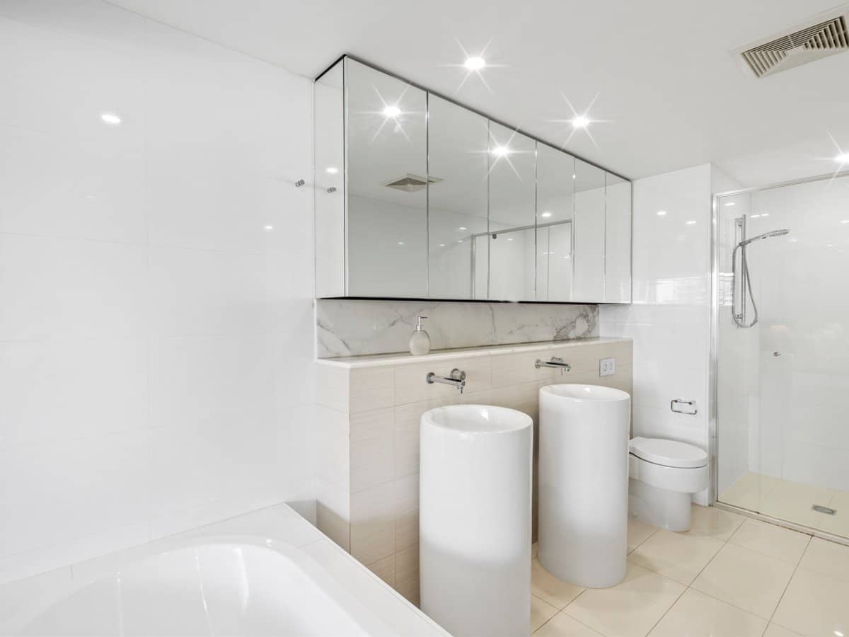 20809/21 Elizabeth Avenue, BROADBEACH - Thumbnail 12