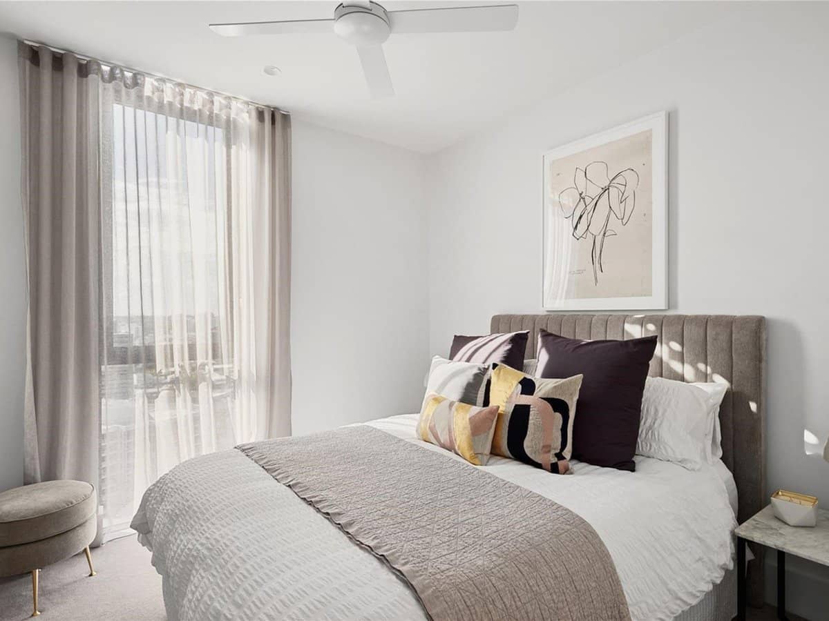 162 George &amp; Hull Road, LEPPINGTON - Thumbnail 2