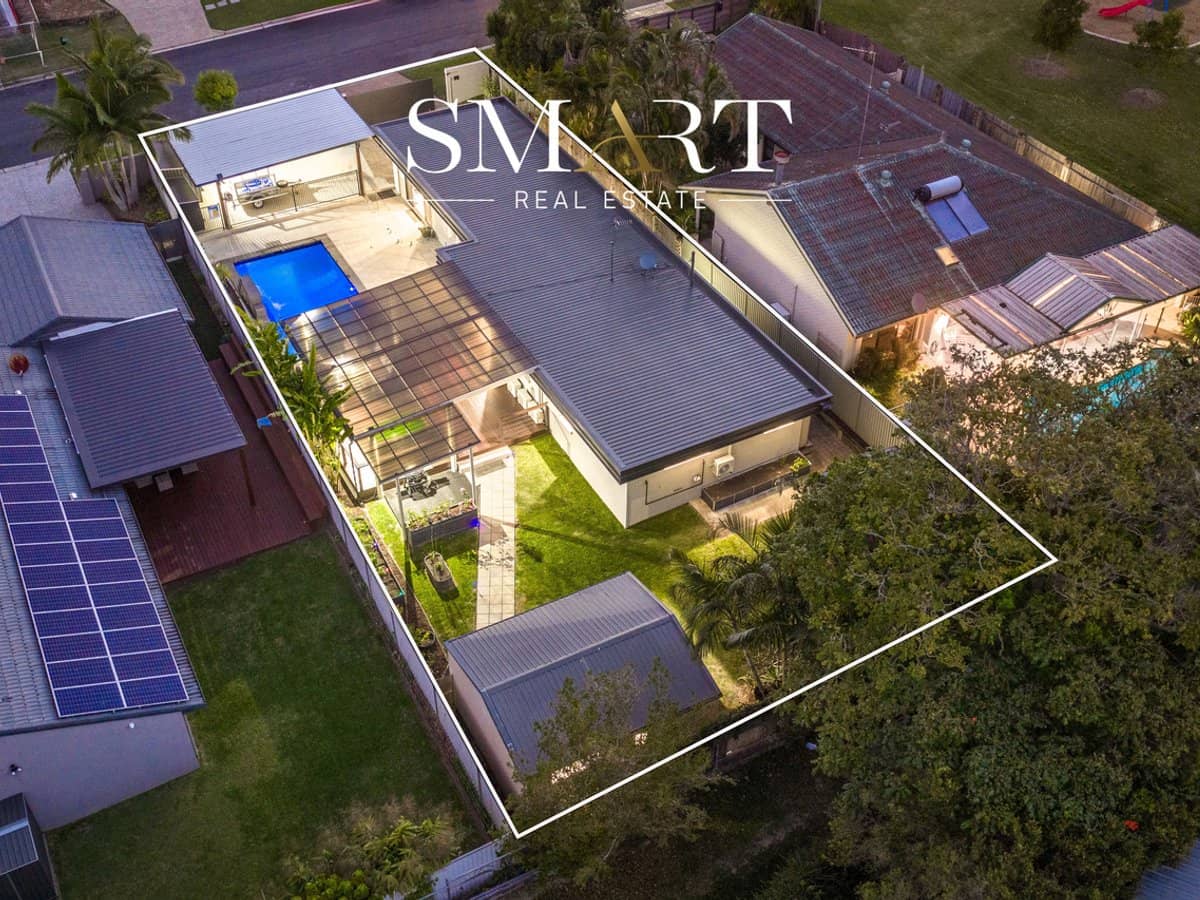 29 Merinda Court, SOUTHPORT - Thumbnail 2