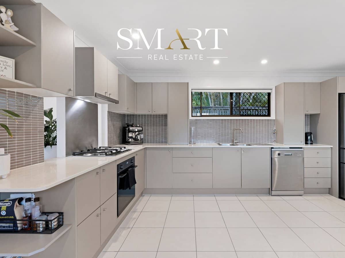 29 Merinda Court, SOUTHPORT - Thumbnail 21