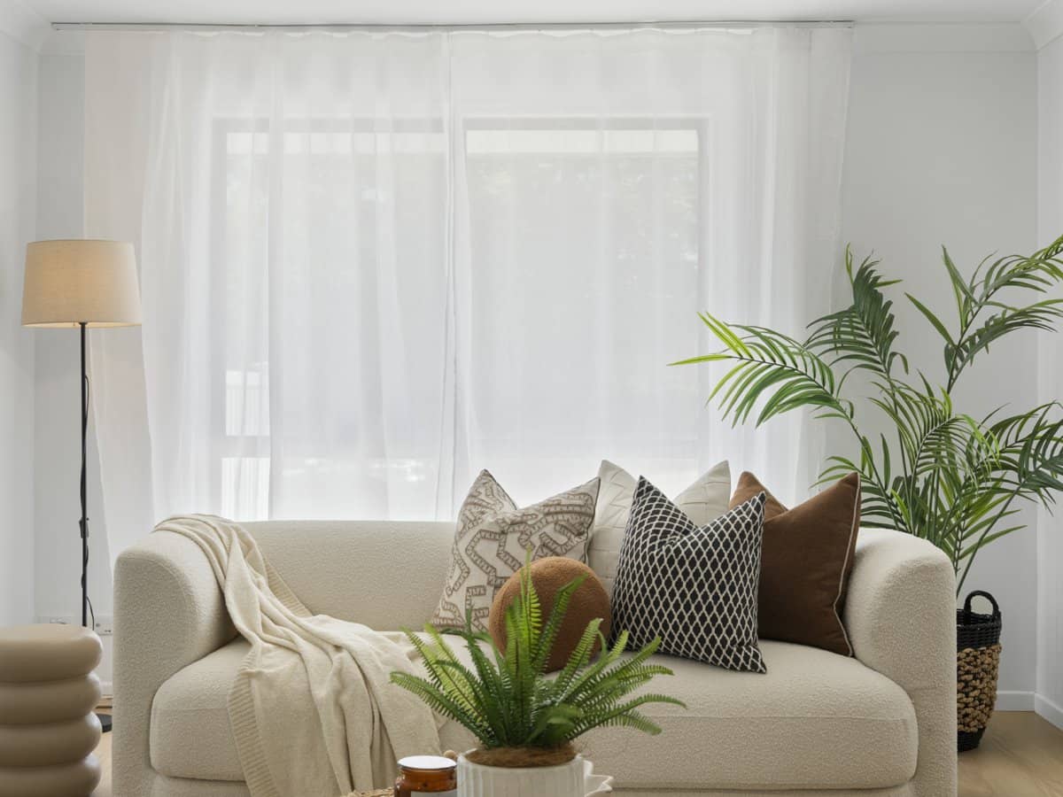 4 Angaston Avenue, CARRARA - Thumbnail 3