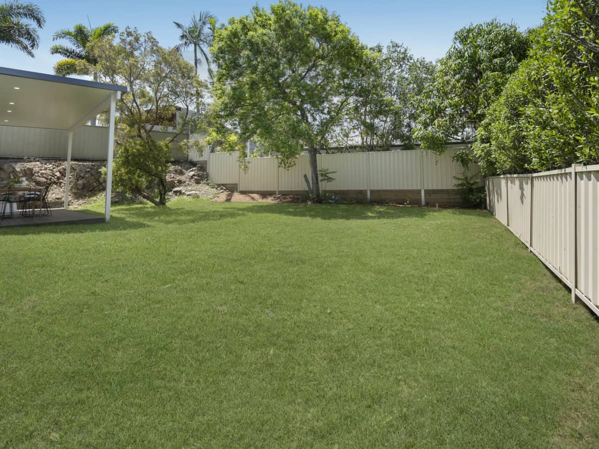 4 Angaston Avenue, CARRARA - Thumbnail 17