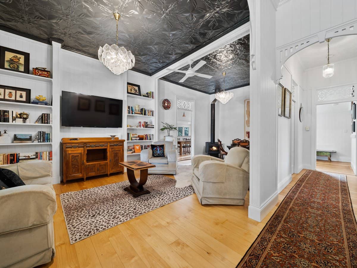 5 Knoll Road, TAMBORINE MOUNTAIN - Thumbnail 2