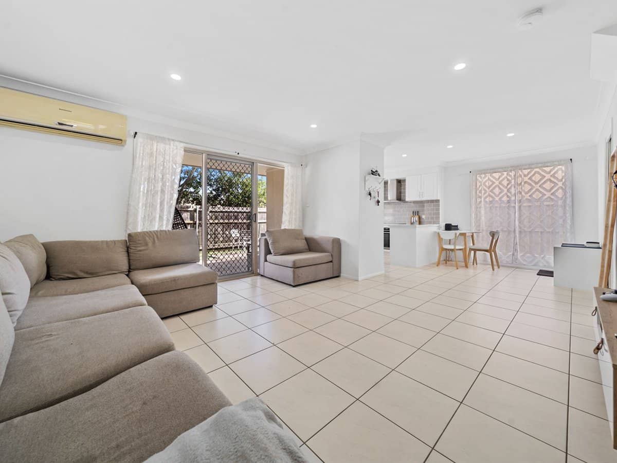 202-206 Fryar Road, EAGLEBY - Thumbnail 2