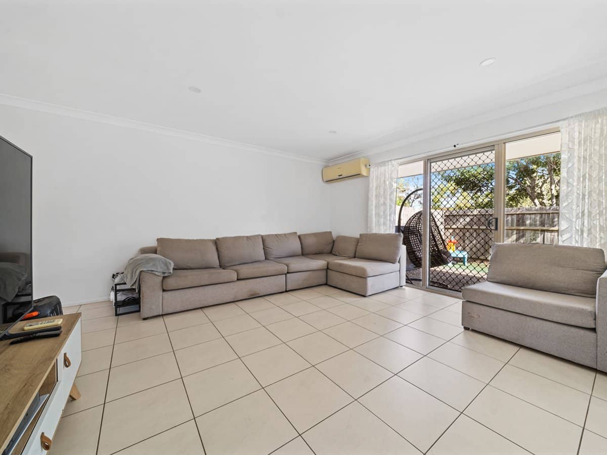 202-206 Fryar Road, EAGLEBY - Thumbnail 3