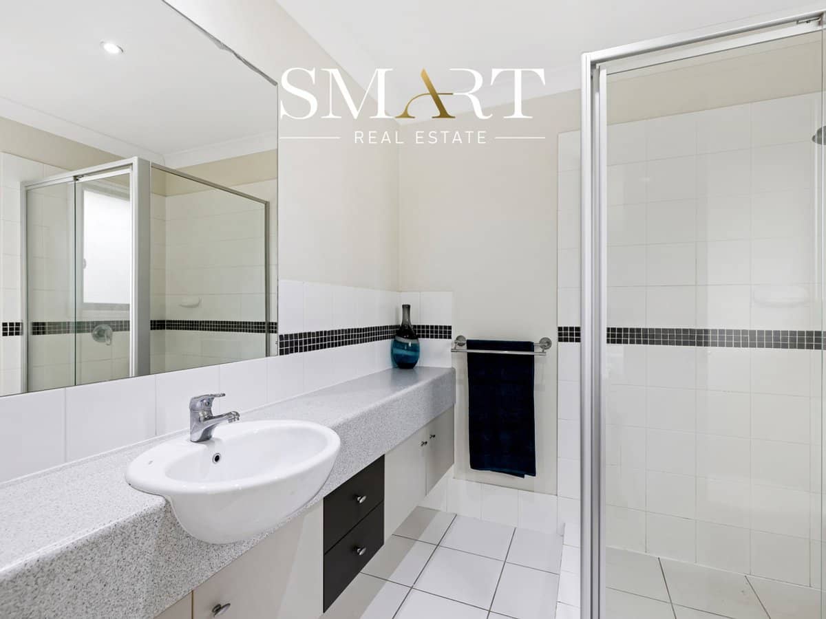 2 Catalina Way, UPPER COOMERA - Thumbnail 20