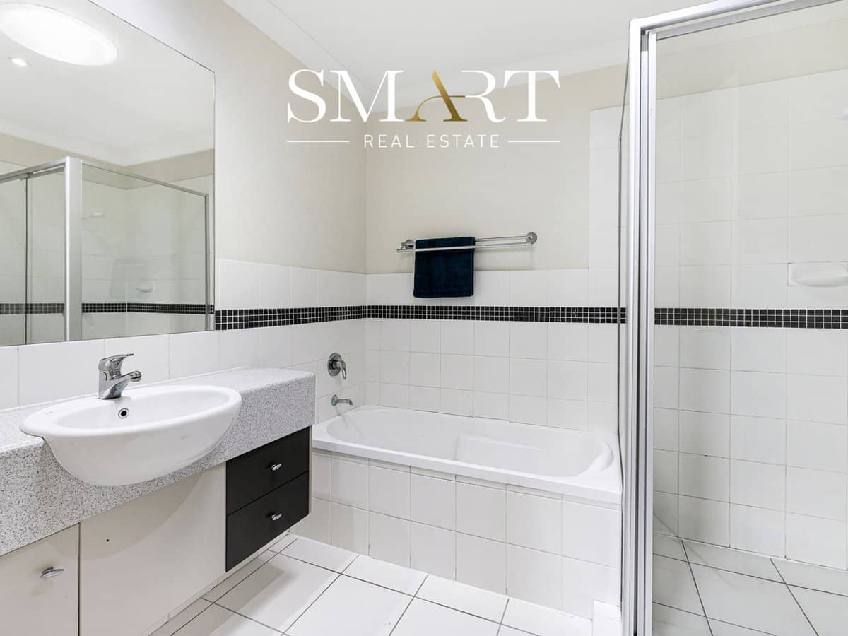 2 Catalina Way, UPPER COOMERA - Thumbnail 23