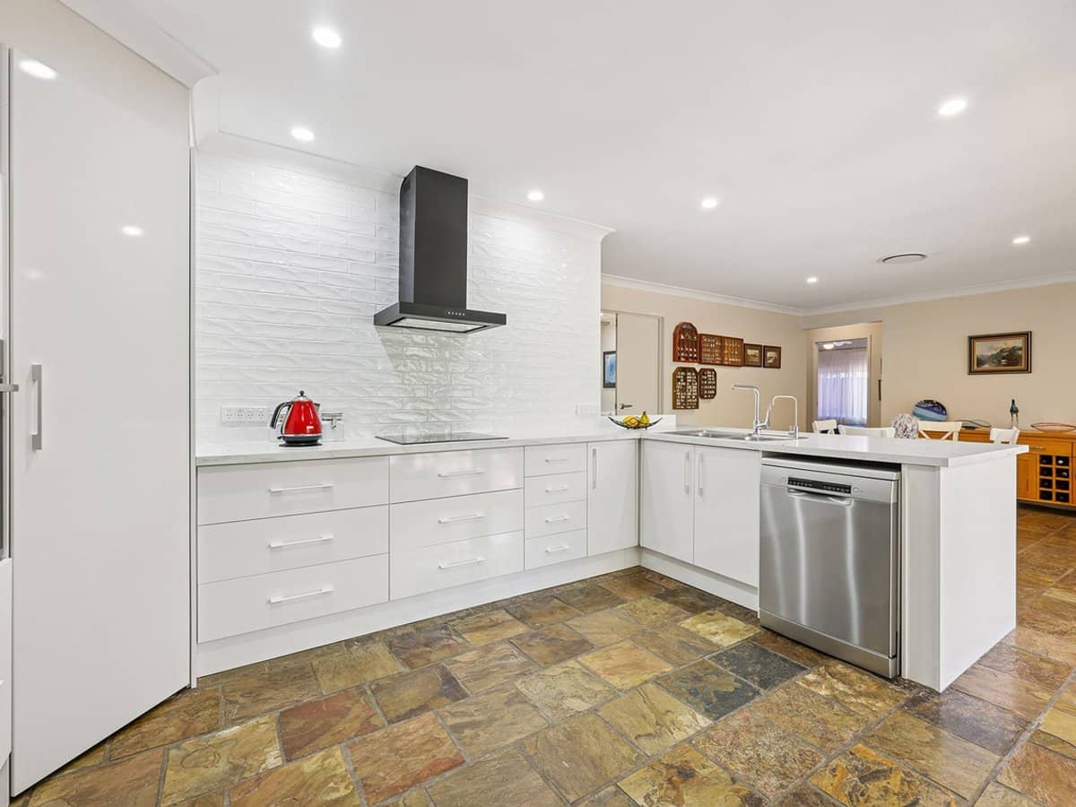 20 Swagman Crt, MUDGEERABA - Thumbnail 4