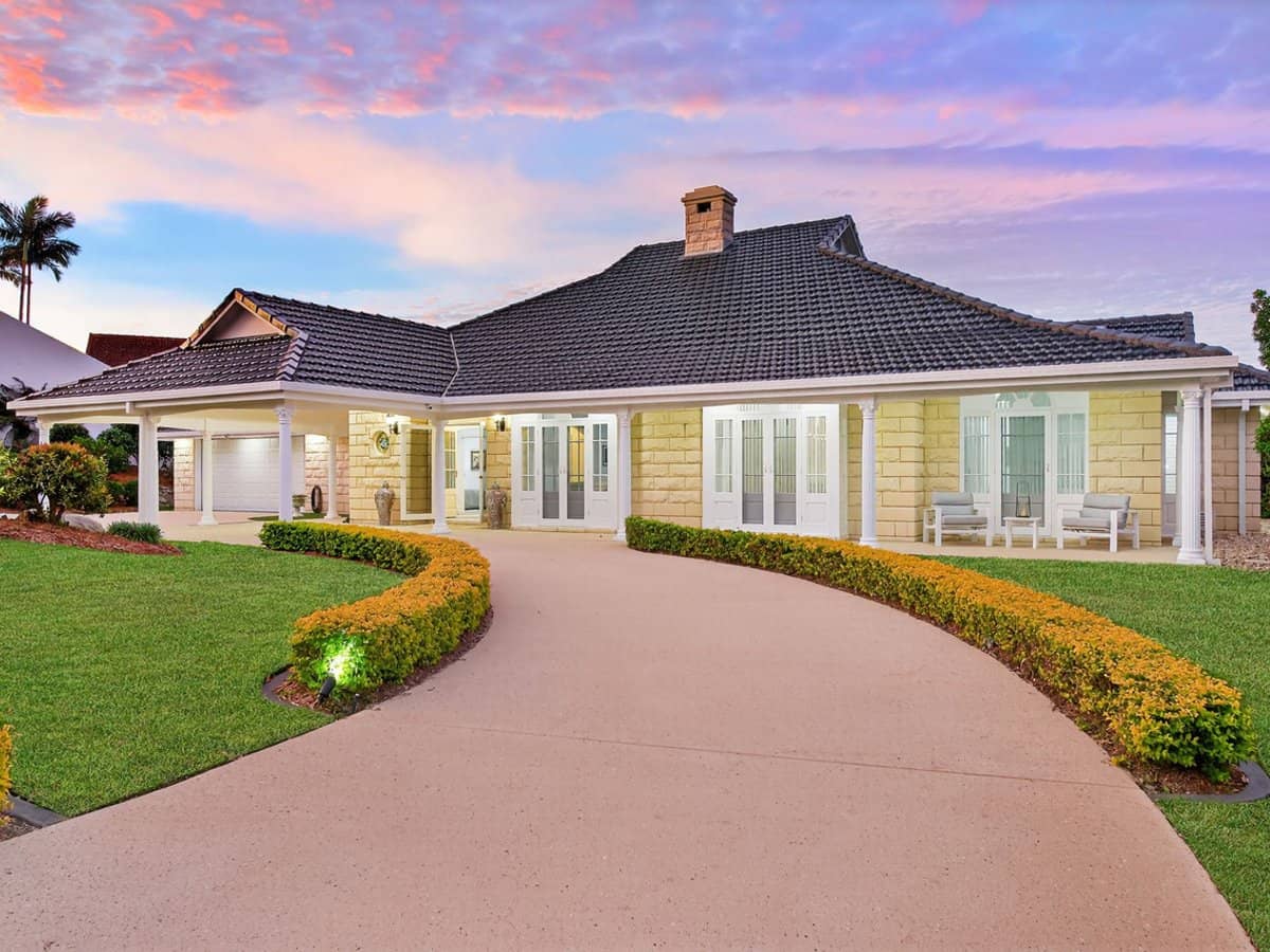 5839 The Parkway, Sanctuary Cove - Thumbnail 3