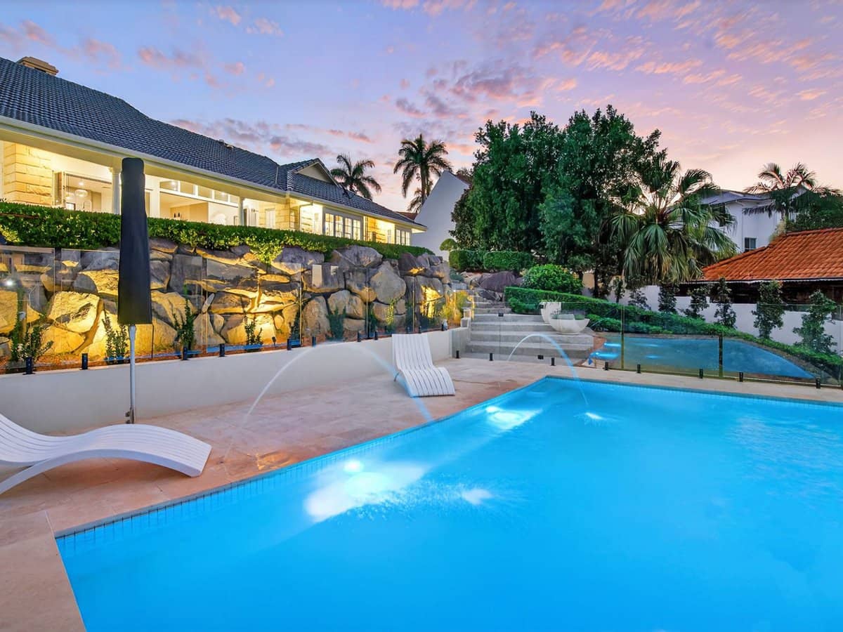 5839 The Parkway, Sanctuary Cove - Thumbnail 2