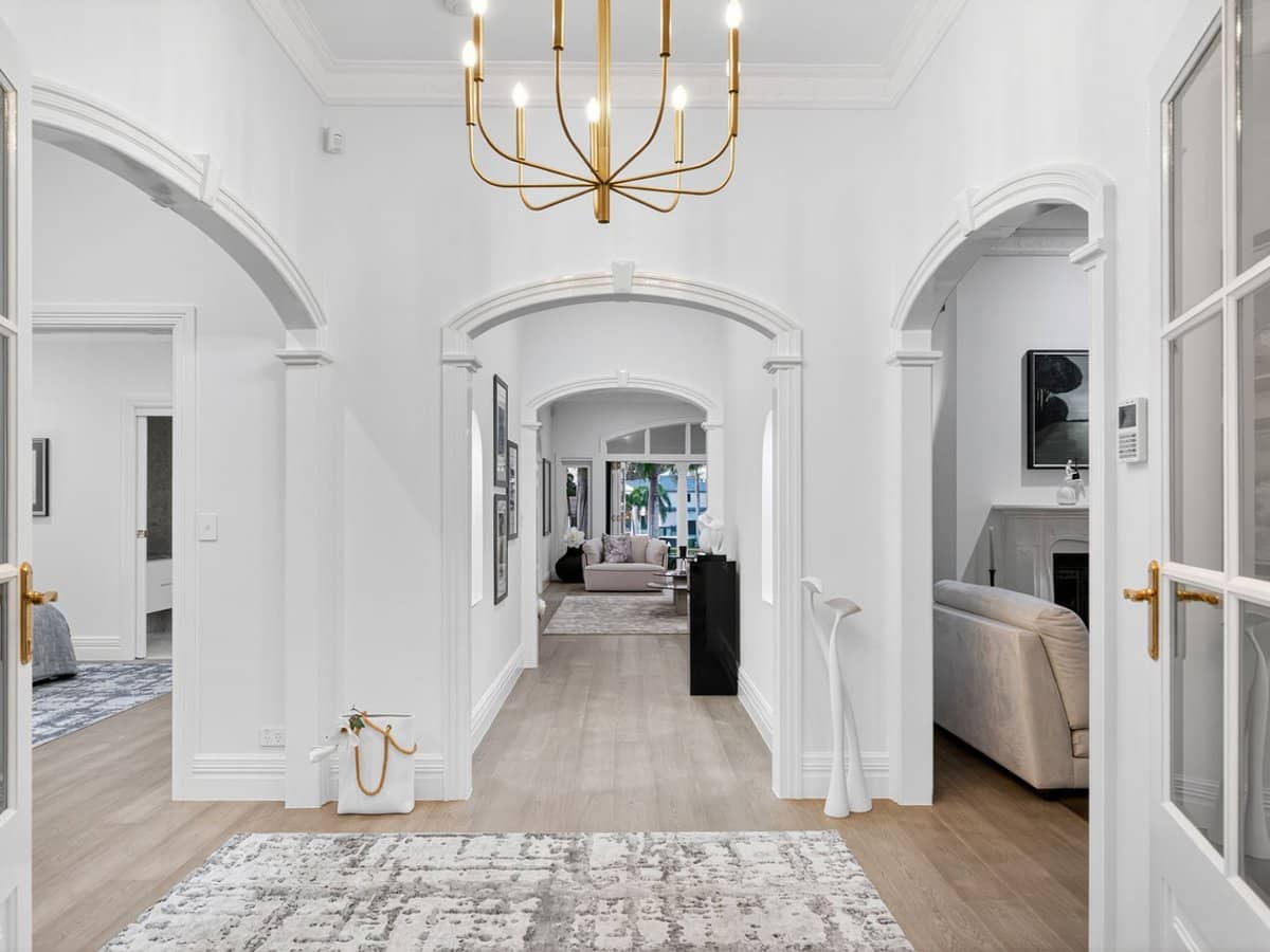 5839 The Parkway, Sanctuary Cove - Thumbnail 4