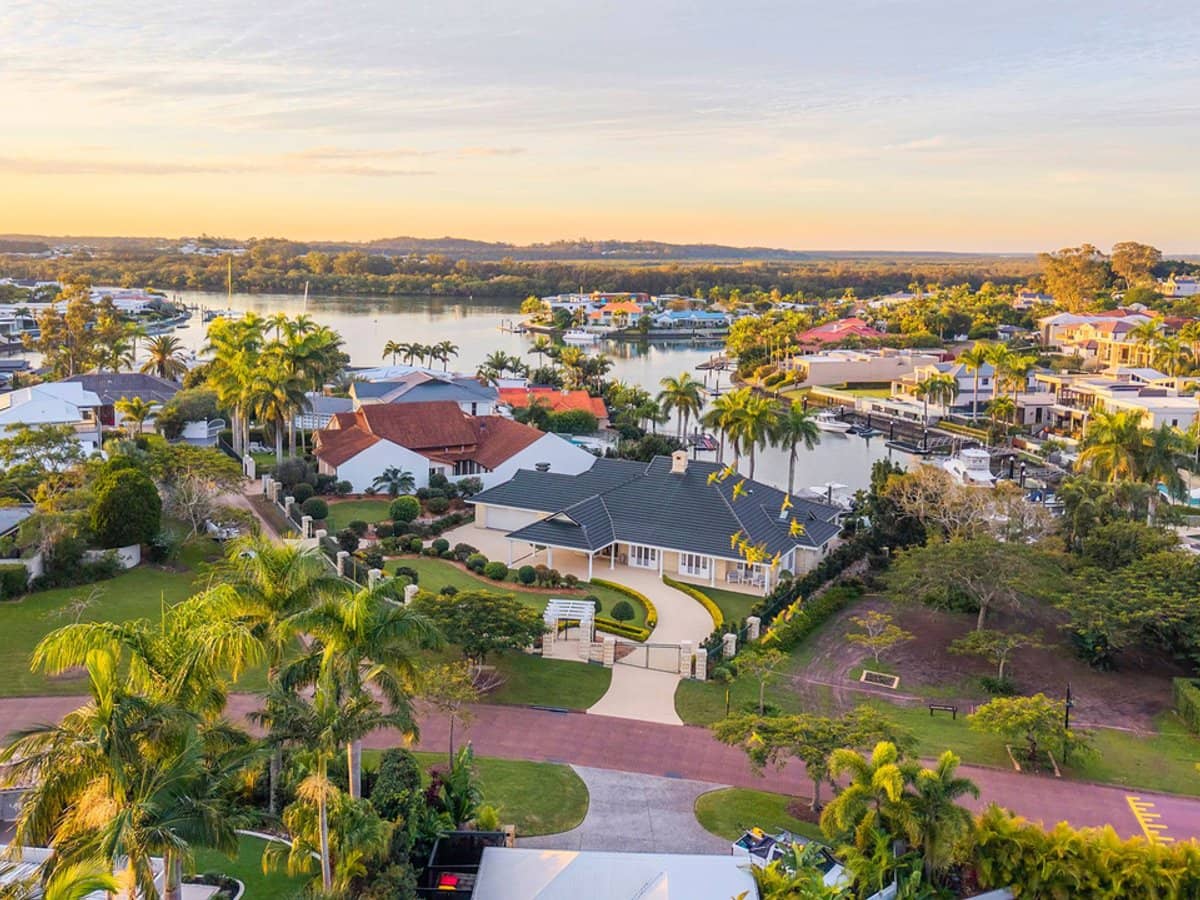 5839 The Parkway, Sanctuary Cove - Thumbnail 23