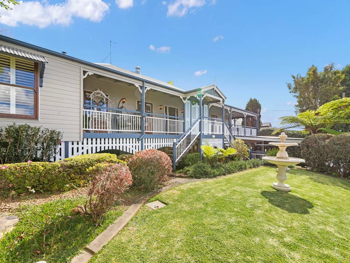 15 Paradise Drive, TAMBORINE MOUNTAIN - Thumbnail 2