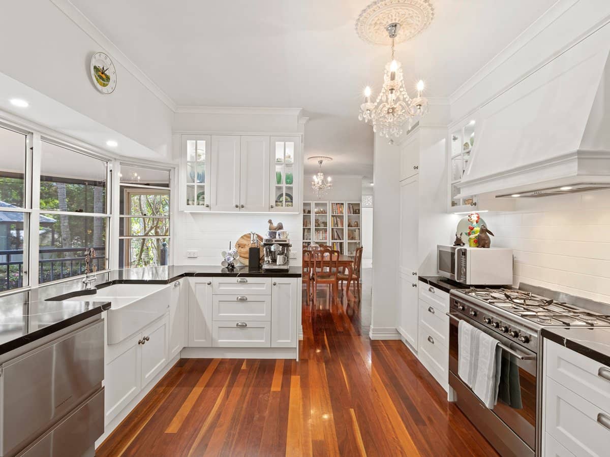 15 Paradise Drive, TAMBORINE MOUNTAIN - Thumbnail 8