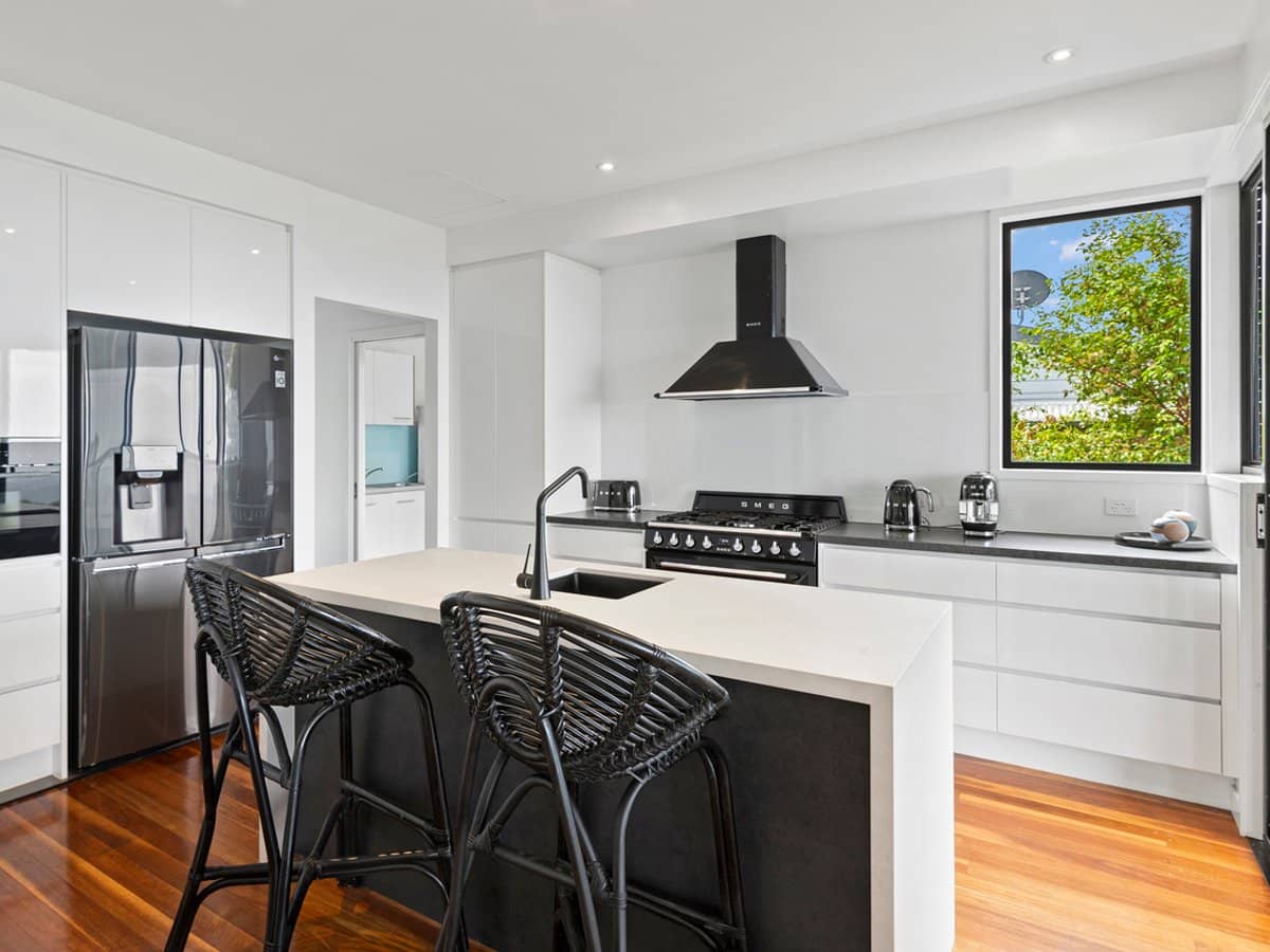 99 Guanaba Road, TAMBORINE MOUNTAIN - Thumbnail 7